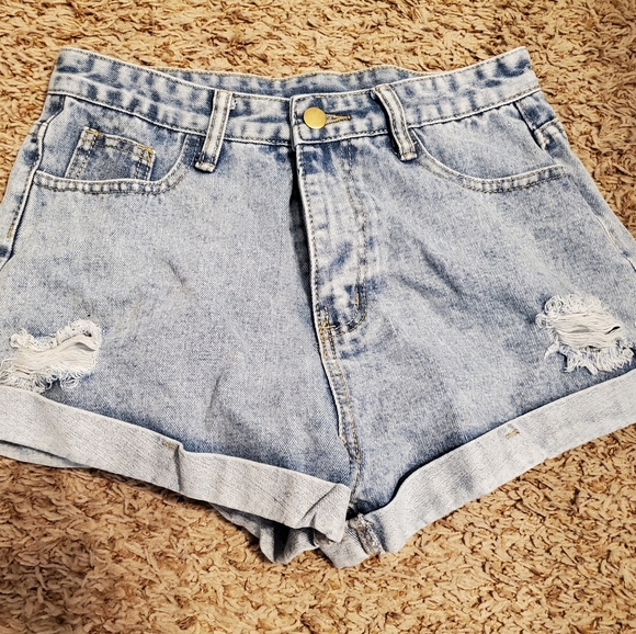 SHEIN Pants - SHEIN denim shorts sz. S